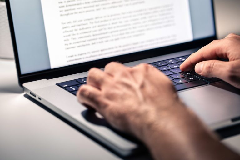 L'influence des conjonctions sur le sens des phrases : une exploration détaillée en français L'influence des conjonctions sur le sens des phrases : une exploration détaillée en français